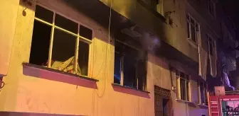 Samsun'da 3 Katlı Binada Yangın: 3 Kişi Dumandan Etkilendi