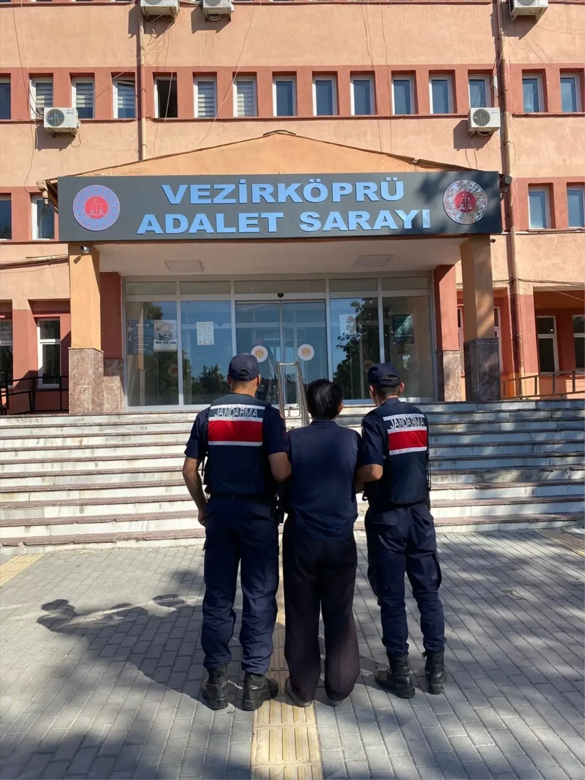 Firari Hükümlü Samsun'da Yakalandı