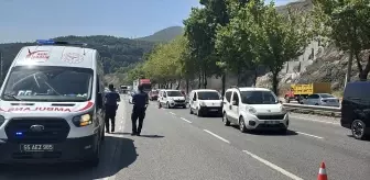 Samsun'da Devrilen Motosikletin Sürücüsü Yaralandı