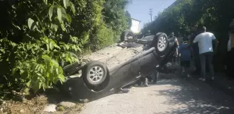 Samsun'da Otomobil Devrildi: 4 Yaralı