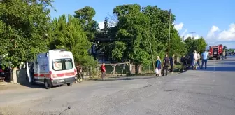 Samsun Çarşamba'da Otomobil Devrildi: 1 Yaralı
