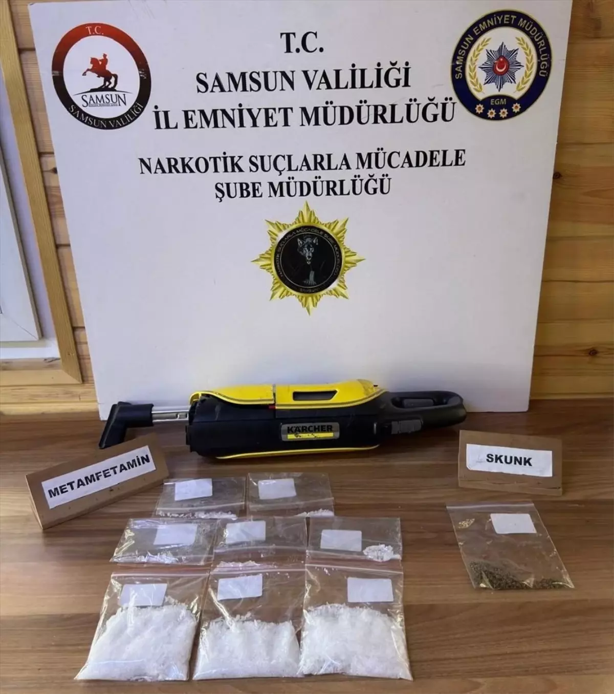 Samsun'da Elektrikli Süpürgede Uyuşturucu Ele Geçirildi