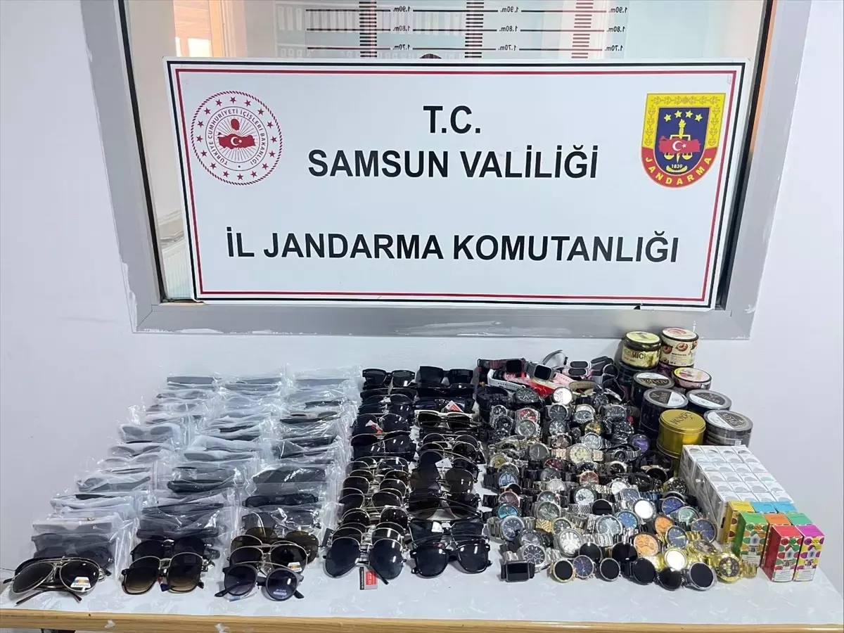 Samsun'da Gümrük Kaçağı Ürünler Ele Geçirildi