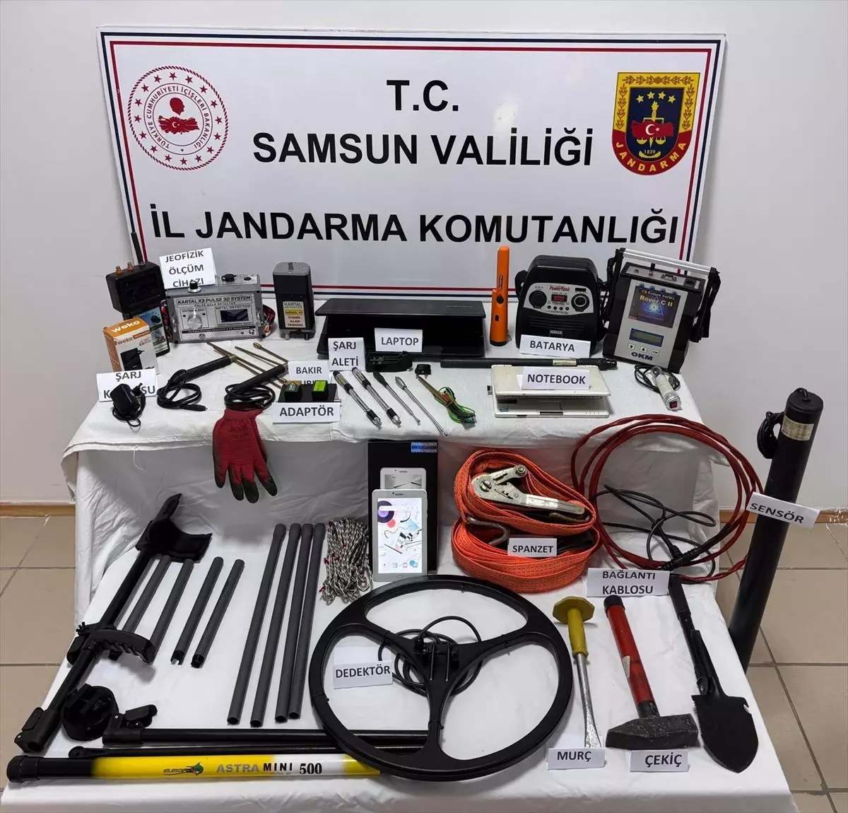 Samsun'da Kaçak Kazı Yapan 7 Zanlı Yakalandı