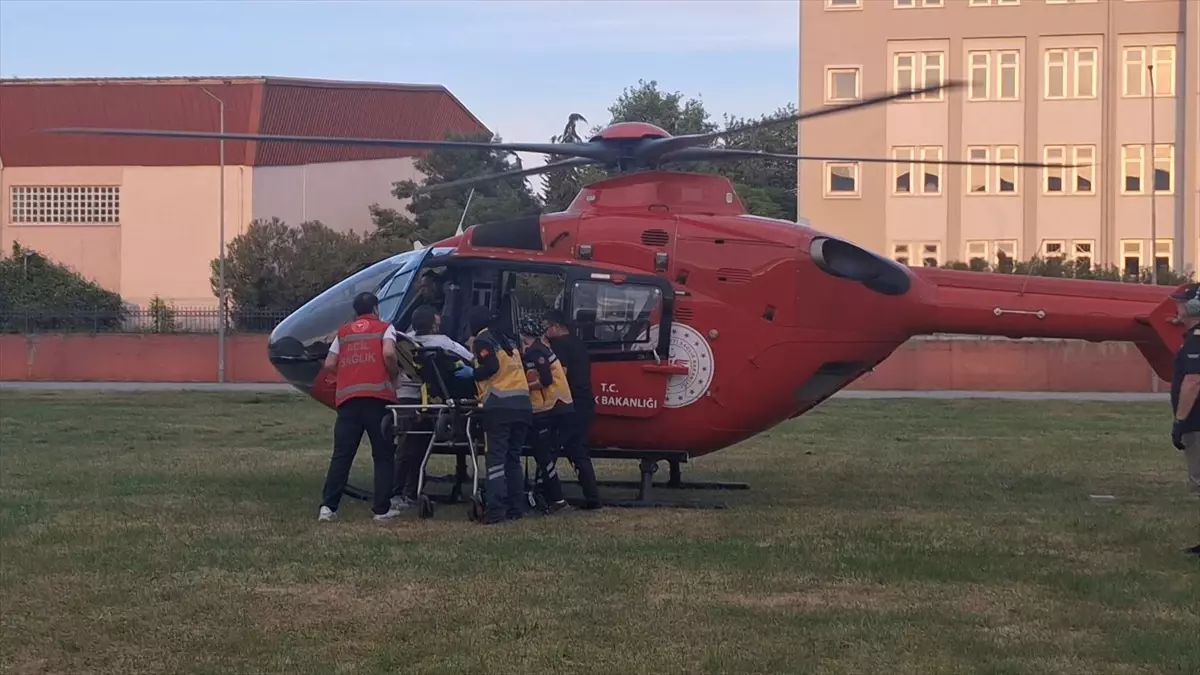 Kalp Krizi Geçiren Hasta, Ambulans Helikopterle Hastaneye Ulaştırıldı