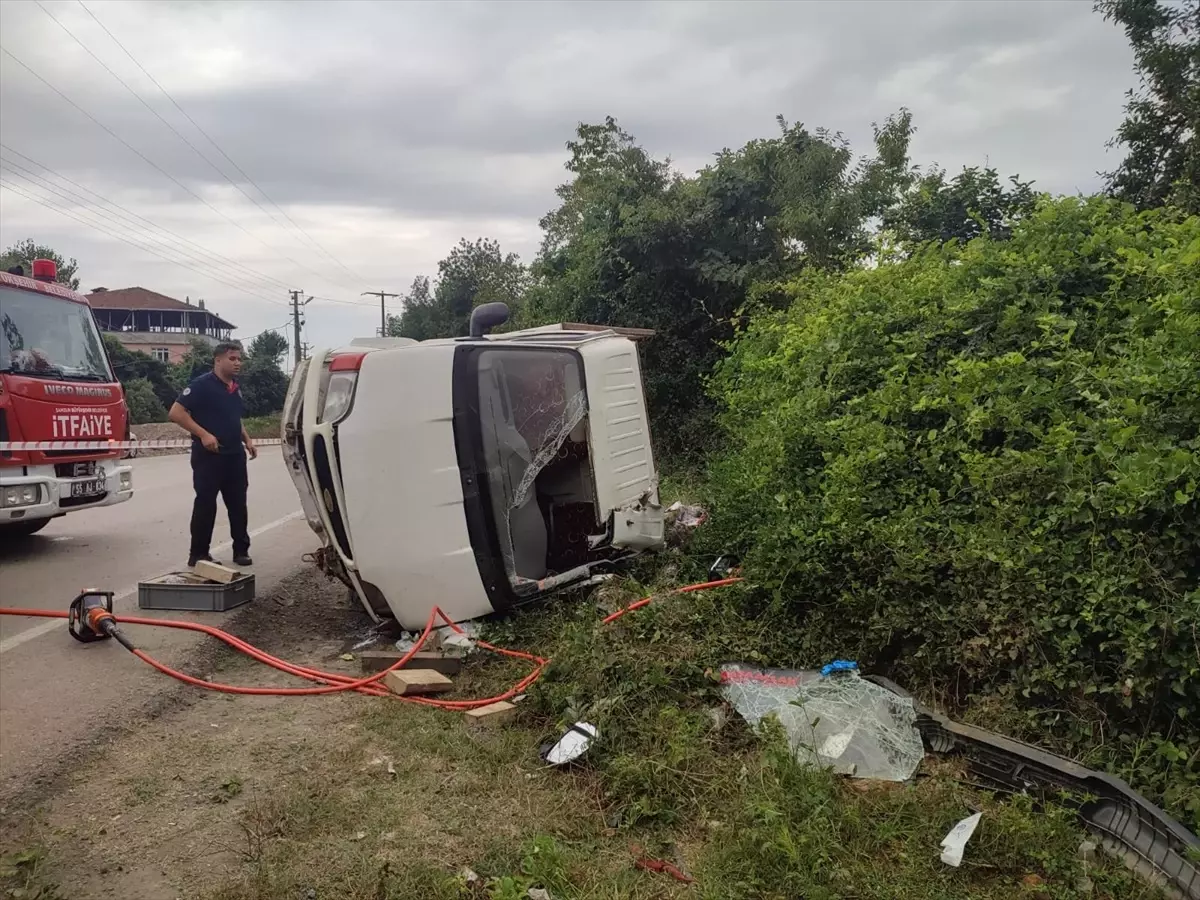 Samsun'da Kamyonet Devrildi: 1 Ölü, 2 Yaralı