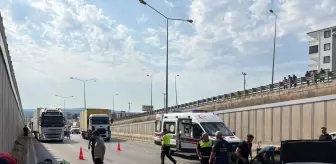 Samsun Kavak'ta Otomobil ile Kamyon Çarpıştı: 5 Yaralı