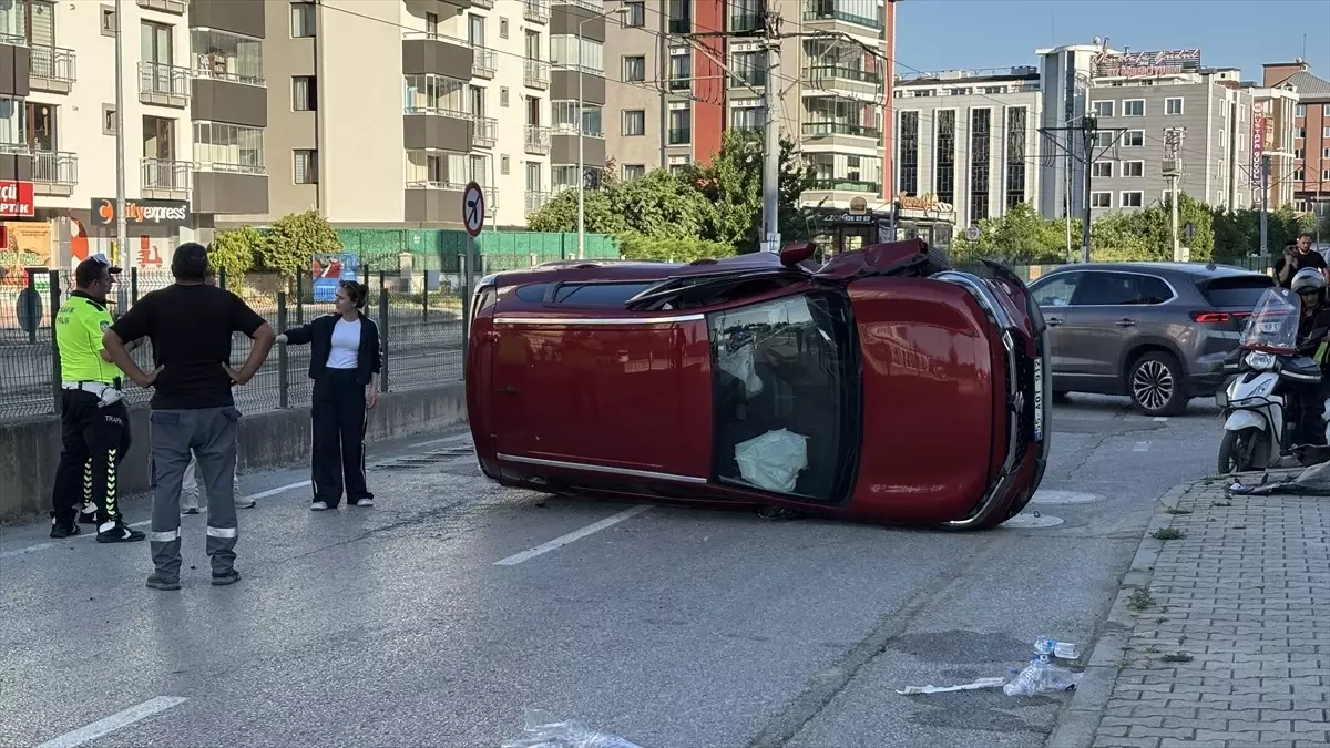 Samsun'da Trafik Kazası: 2 Yaralı
