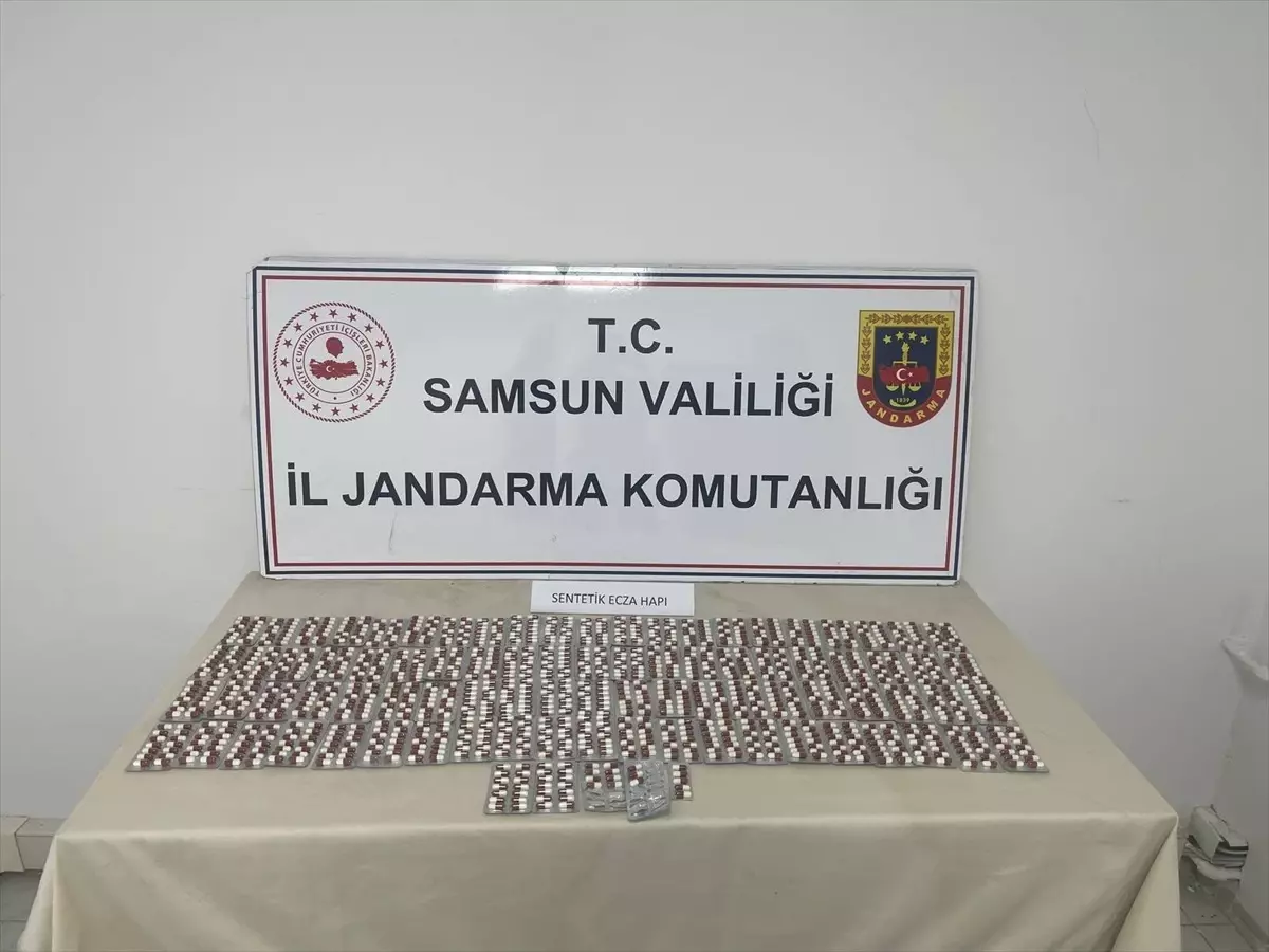 Samsun'da Uyuşturucu Operasyonu: 1220 Hap Ele geçirildi