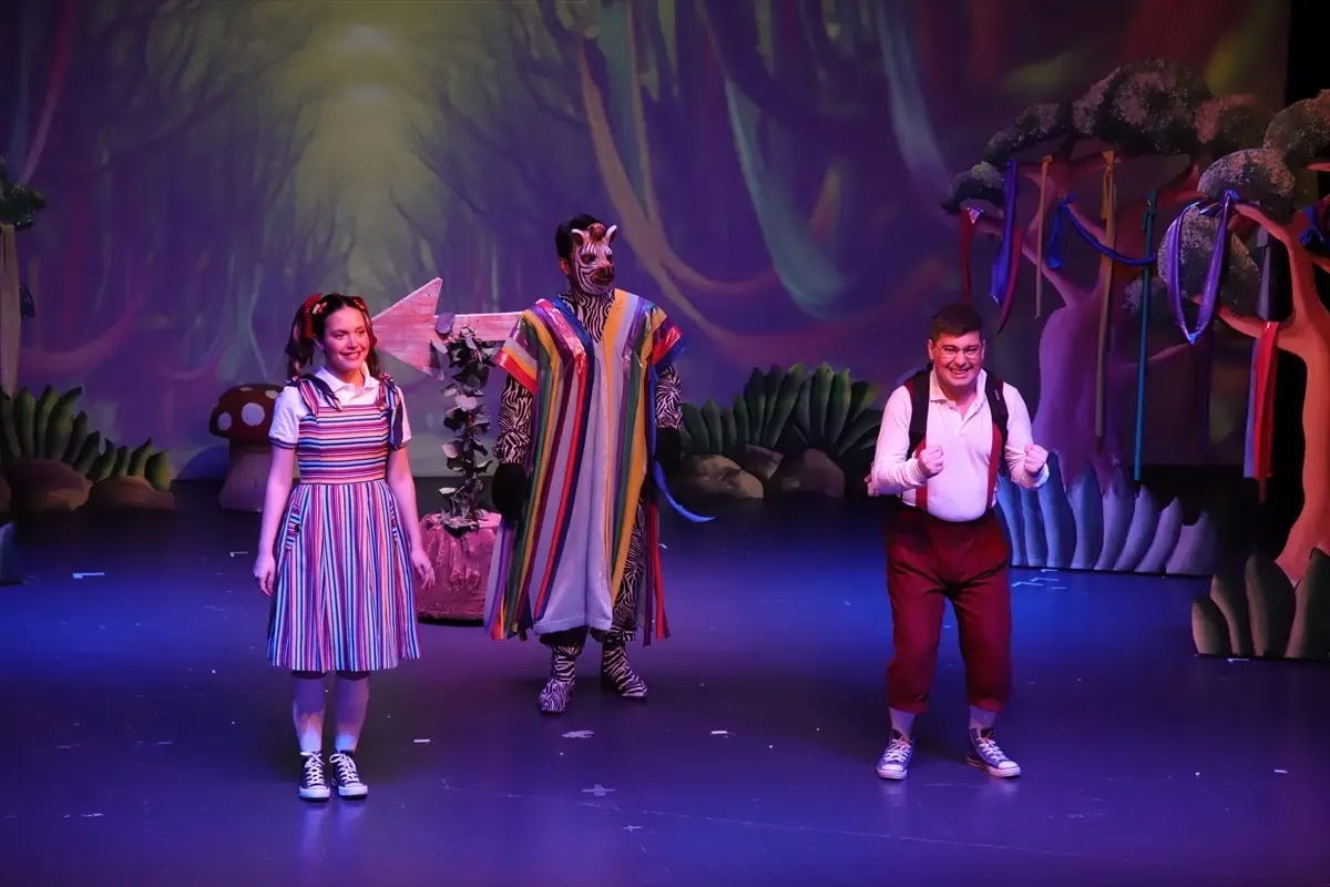 Samsun Devlet Opera ve Balesi'nden 'Okulumuz Orman' Performansı