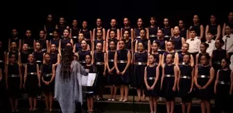 SAMSUN Devlet Opera ve Balesi Çocuk Korosu Konser Verdi