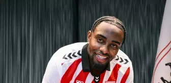 Samsunspor, Antoine Makoumbou ile 4 Yıllık Sözleşme İmzaladı