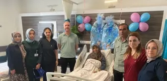 53 Yaşındaki Kadın İkiz Bebek Dünyaya Getirdi
