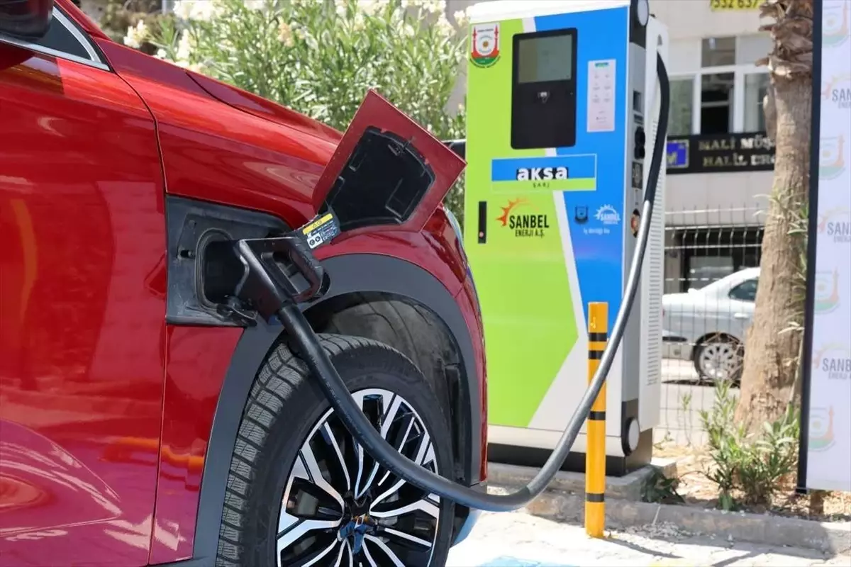 Şanlıurfa'da 13 Elektrikli Araç Şarj İstasyonu Kuruldu