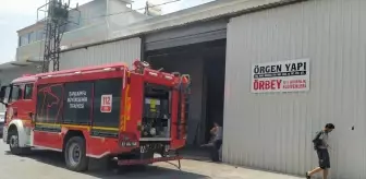 Şanlıurfa'da Eldiven Fabrikasında Yangın Çıktı