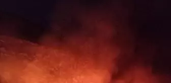 Şanlıurfa'da Akaryakıt Tankeri Devrildi, Yangın Çıktı