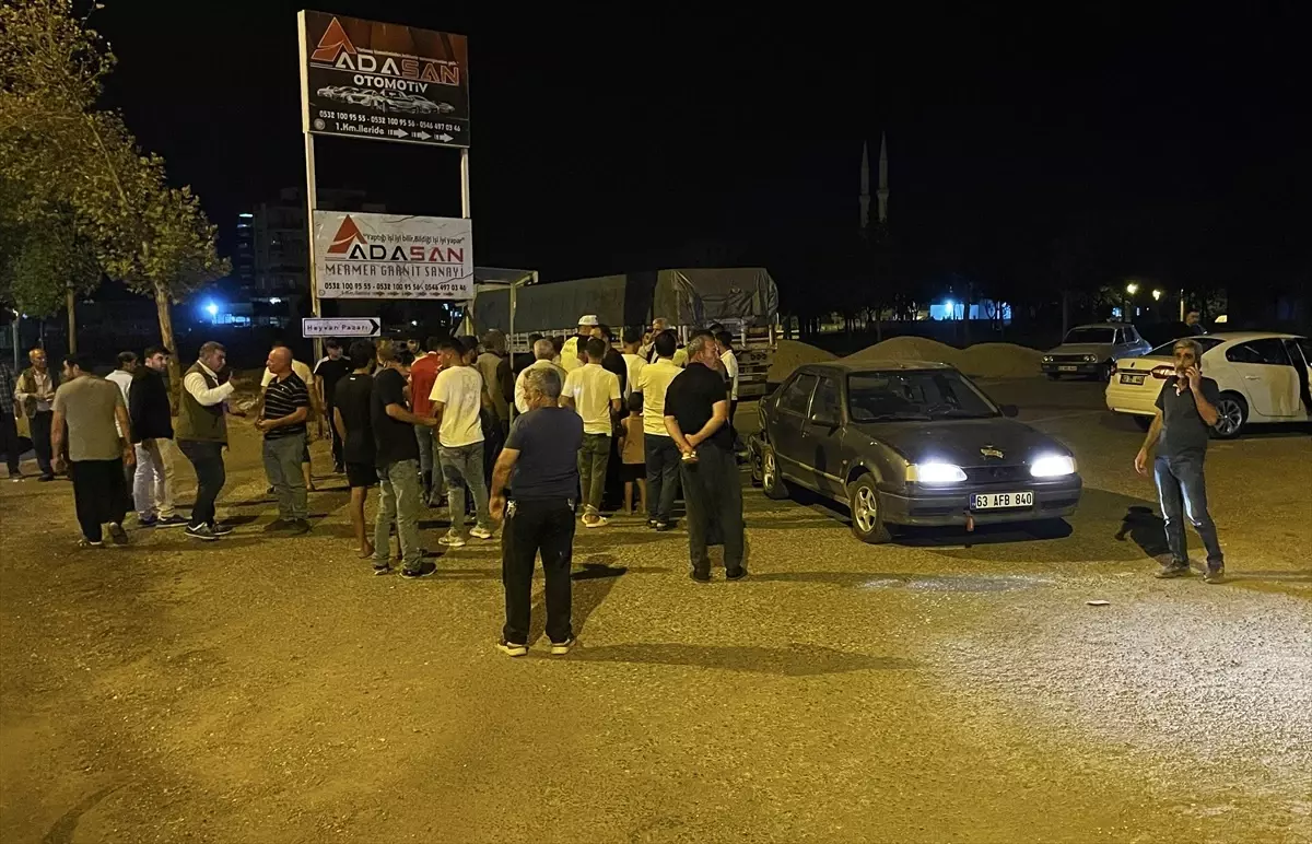 Şanlıurfa'da Otomobil ve Motosiklet Çarpıştı: 3 Yaralı