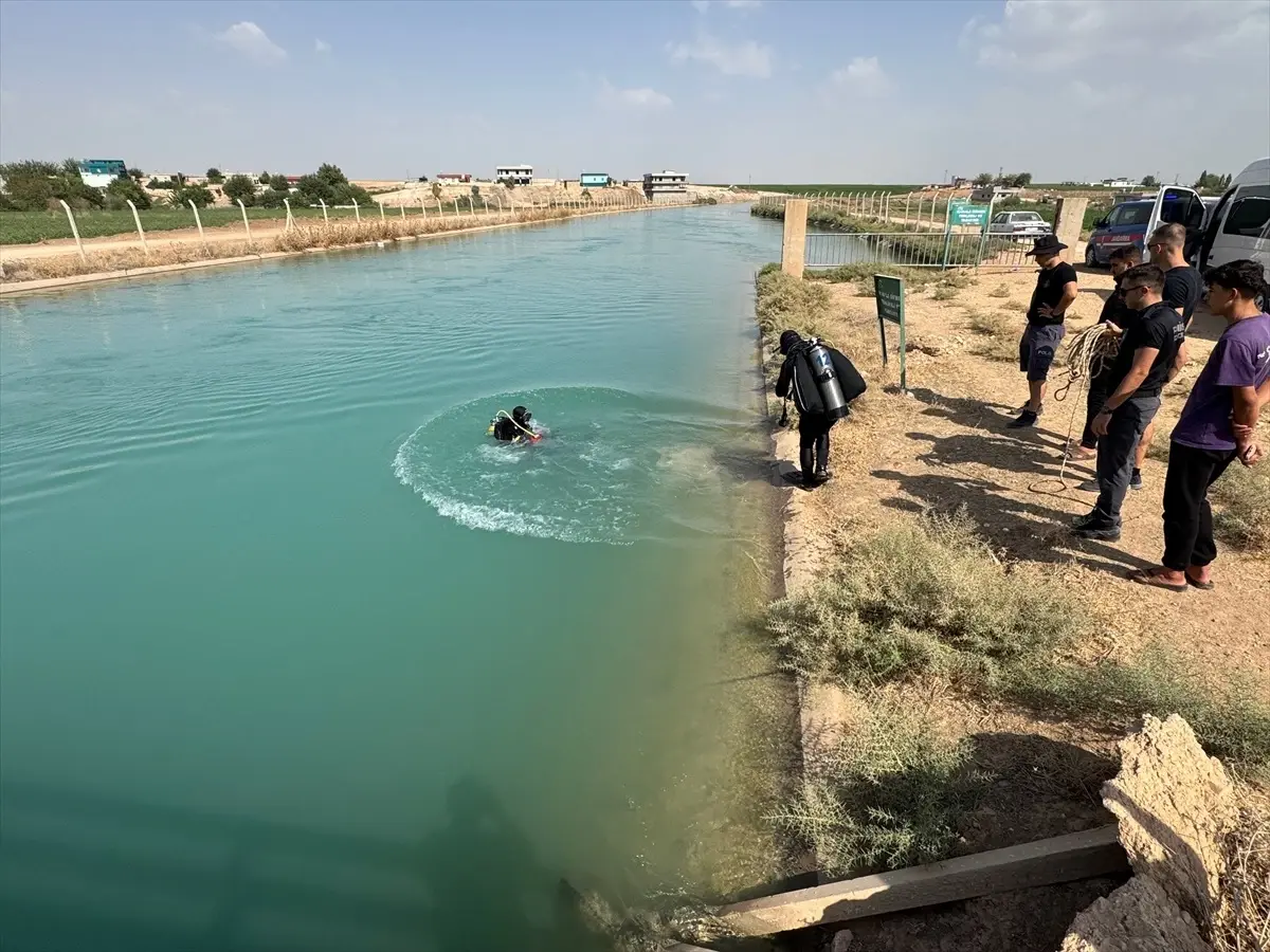Şanlıurfa'da Sulama Kanalına Akan Genç İçin Arama Kurtarma Çalışmaları Başlatıldı