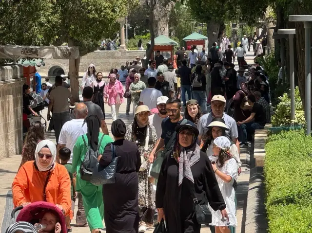 Temperature Reached 48 Degrees in Şanlıurfa