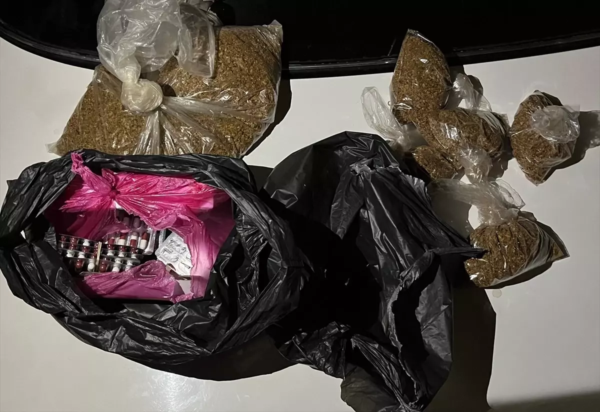 Şanlıurfa'da 167 Narkotik Hap Ele Geçirildi, 2 Şüpheli Gözaltında