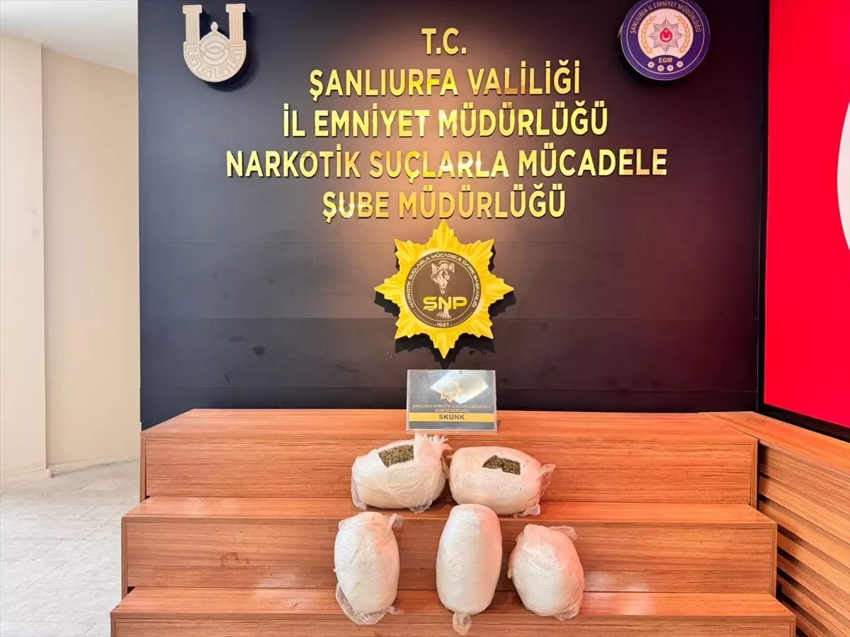 Şanlıurfa'da Uyuşturucu Operasyonu: 7.5 Kilo Sentetik Uyuşturucu Ele Geçirildi