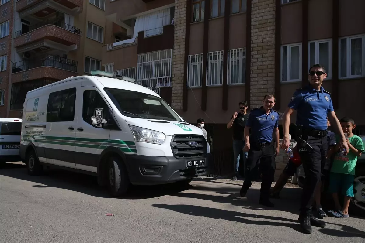 28 Yaşındaki Genç Evinde Ölü Bulundu