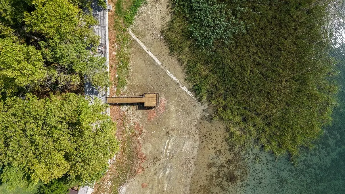 Kuraklık Sapanca Gölü'nü Tehdit Ediyor