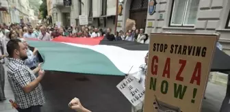 Saraybosna'da Gazze İçin Dayanışma Yürüyüşü Düzenlendi