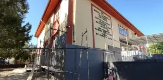 Cumhuriyet İlkokulu Yenilendi