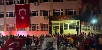 Sarıoğlan'da Fener Alayı Yürüyüşü Düzenlendi