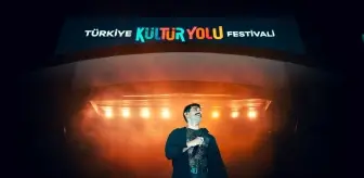 Gökhan Türkmen, Van Kültür Yolu Festivali'nde Konser Verdi