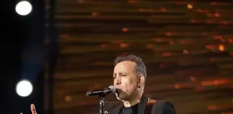 Haluk Levent, 30. Sanat Yılını Coşkuyla Kutladı