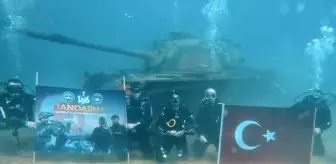 Jandarma 186. Yılını Su Altında Kutladı