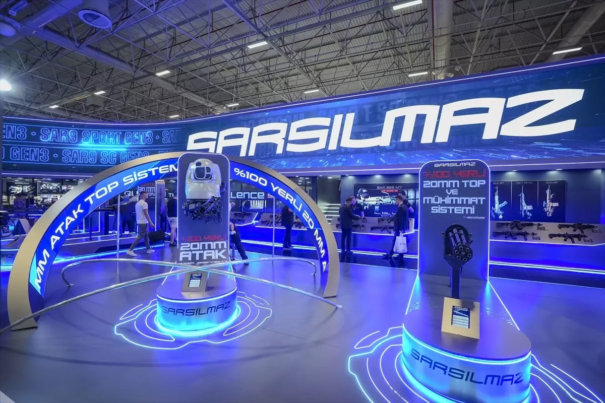 Sarsılmaz, ATAK burun topu ve insansız kara robotlarıyla IDEF 2025'te öne çıktı
