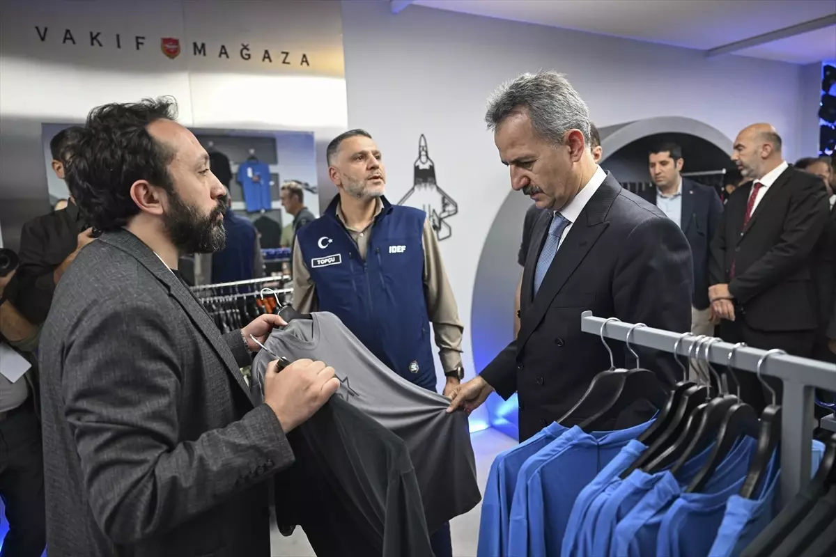 IDEF 2025'te Vakıf Mağaza Yoğun İlgi Gördü