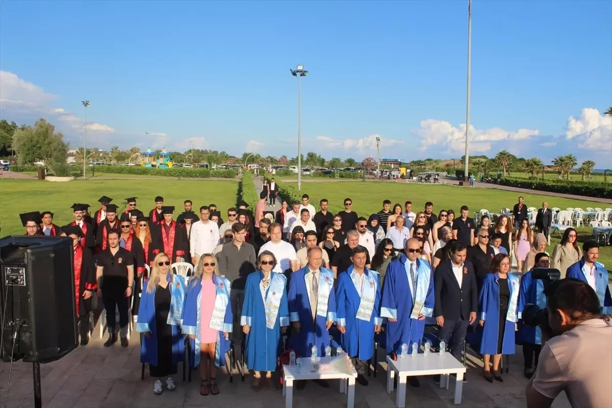 Akdeniz Üniversitesi Serik İşletme Fakültesi Mezuniyet Töreni Düzenlendi