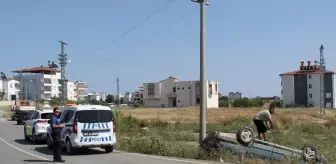 Antalya'da Otomobil Şarampole Devildi: 2 Yaralı