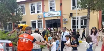 Seydişehir Atatürk İlkokulu'nda Fidan Dağıtımı Yapıldı