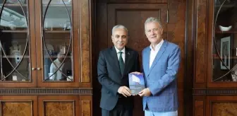 SGK İzmir İl Müdürü Kayıt Dışı İstihdamla Mücadele İçin İşverenlerle Bir Araya Geldi
