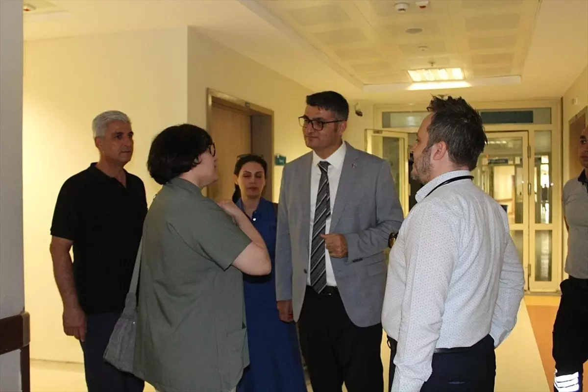 Siirt İl Sağlık Müdürü Hastaneyi Ziyaret Etti