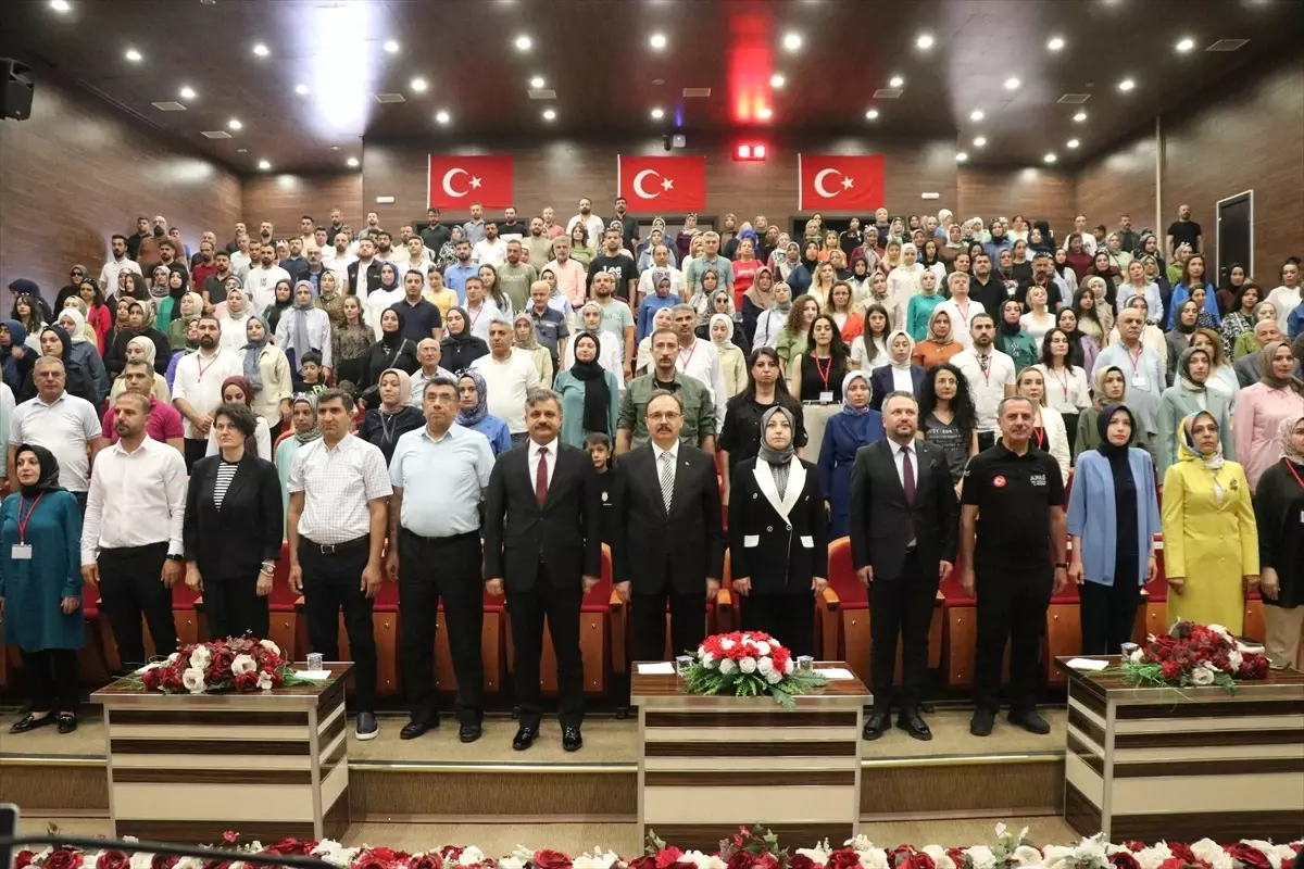 Siirt'te "Ailenin Korunması ve Güçlendirilmesi Vizyon Belgesi ve Eylem Planı Çalıştayı" düzenlendi