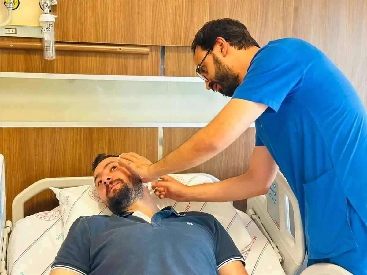Siirt'te İşitme Kaybı Olan Hasta Ameliyatla Sağlığına Kavuştu