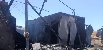 Siirt'te Konteyner Yangını Söndürüldü