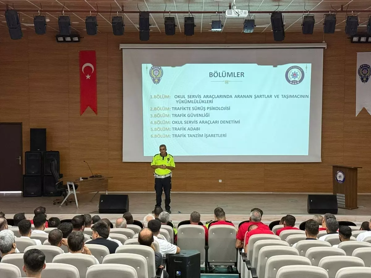 Siirt'te Okul Servis Sürücüleri için Eğitim Semineri Düzenlendi