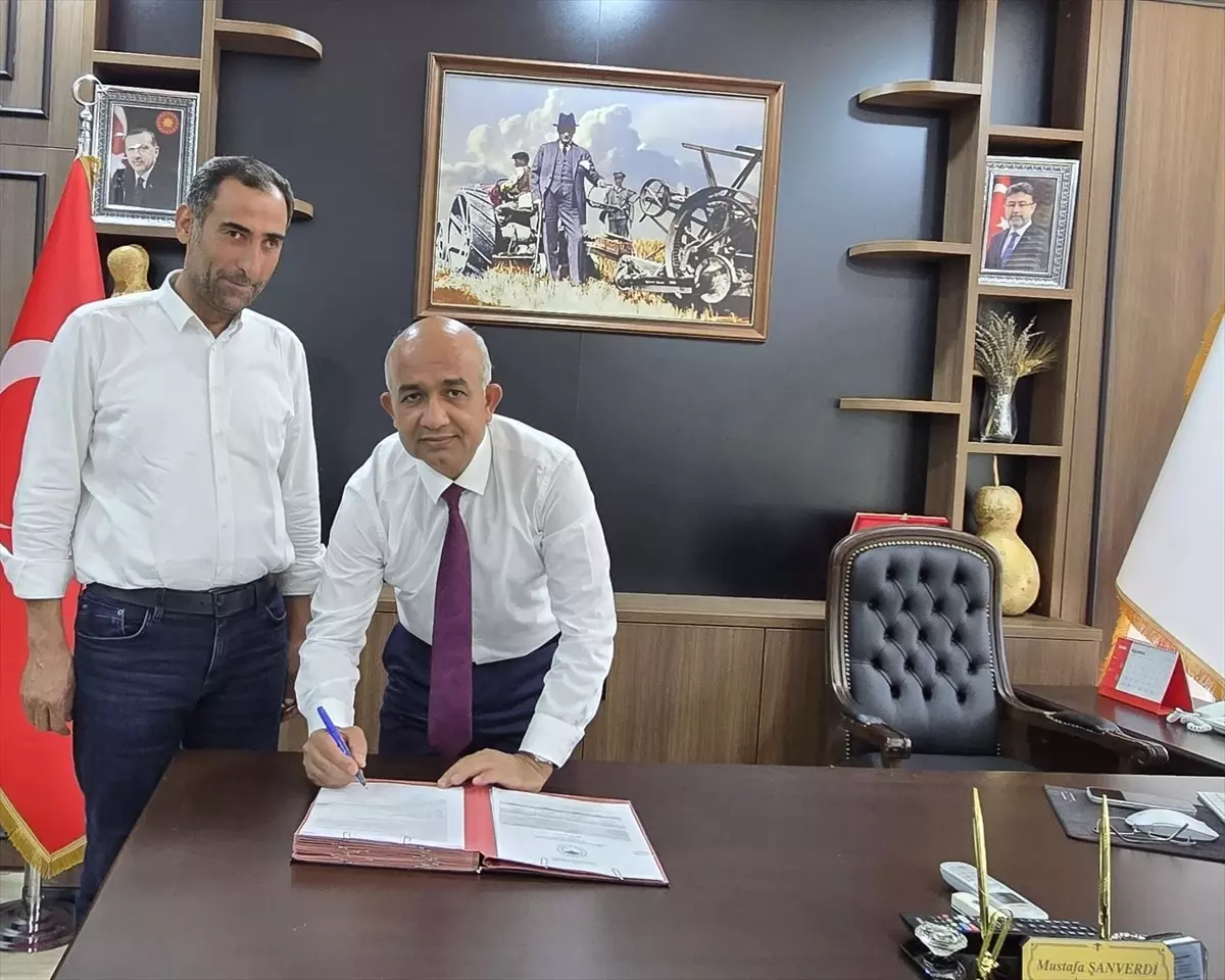Siirt'te Kırsal Kalkınma İçin Üzümcüoğlu Hayvancılık Projesi Hibesi İmzalandı
