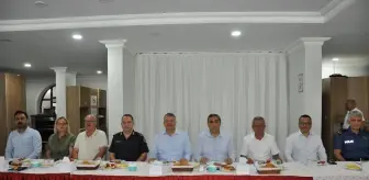Silifke Kaymakamı Muhtarlarla Yangın Önlemleri Üzerine Bilgilendirme Yaptı