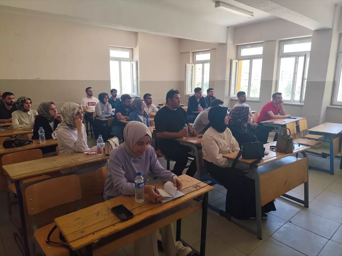 Silopi'de Din Öğretimi Semineri Düzenlendi