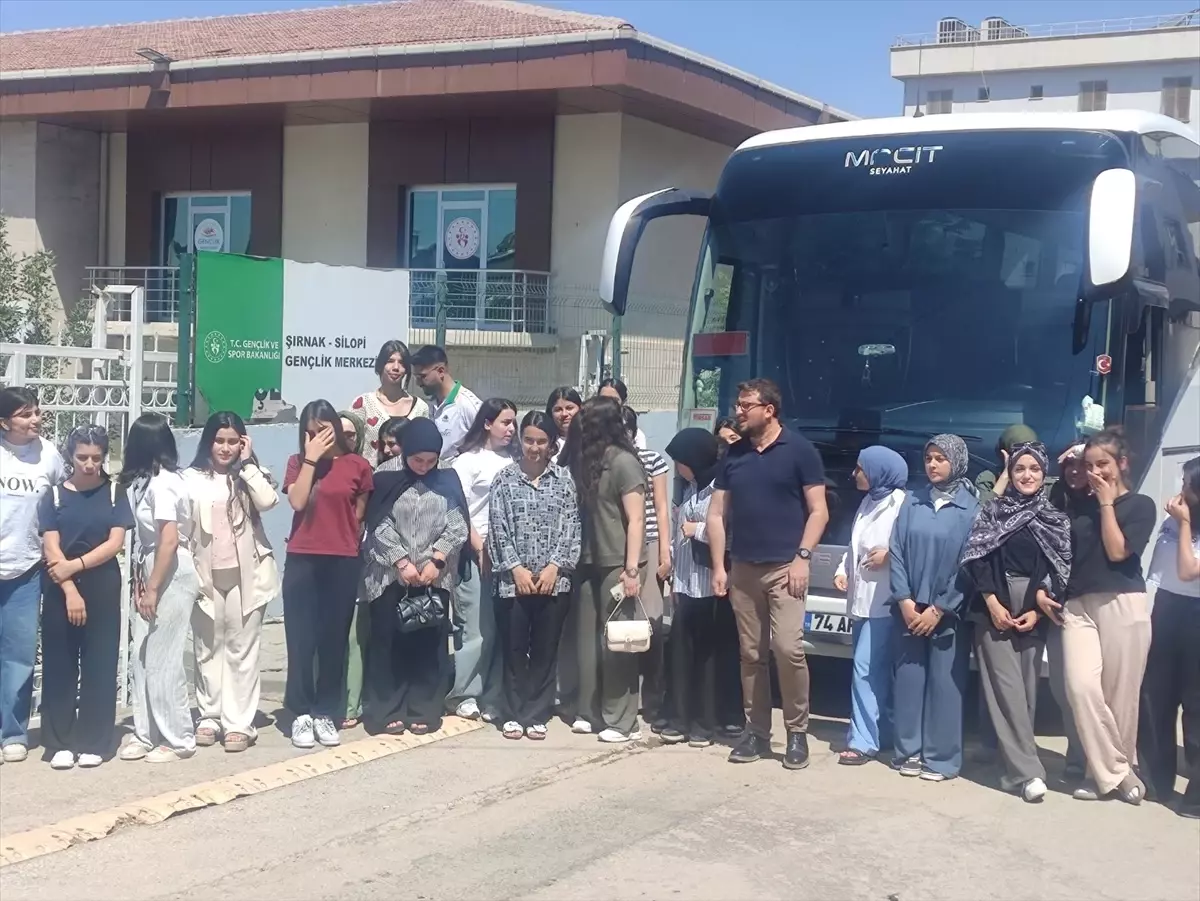 Silopi'den Çanakkale'ye Gençlik Gezisinin İlk Adımı