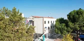 Balıkesir Sındırgı'da Deprem Sonrası Yıkım Süreci Devam Ediyor