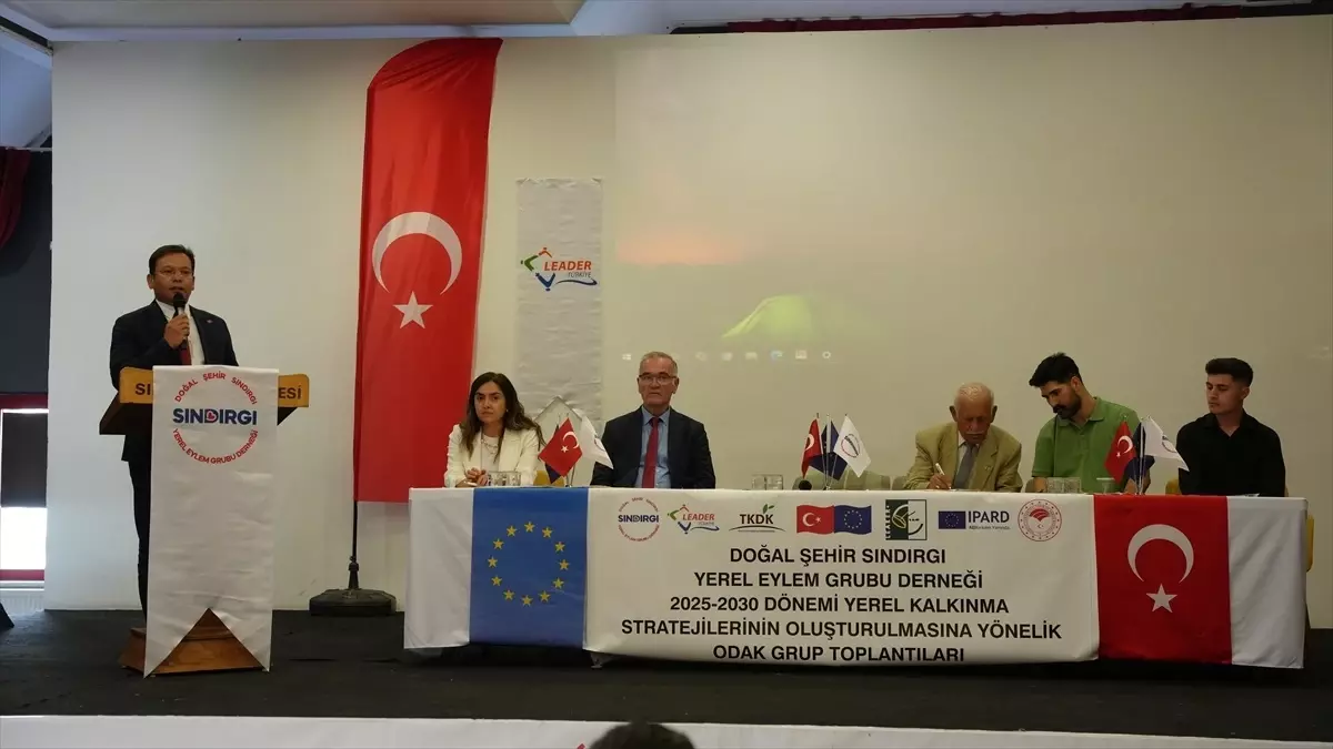 Sındırgı'da Yerel Kalkınma Stratejileri Toplantısı Düzenlendi